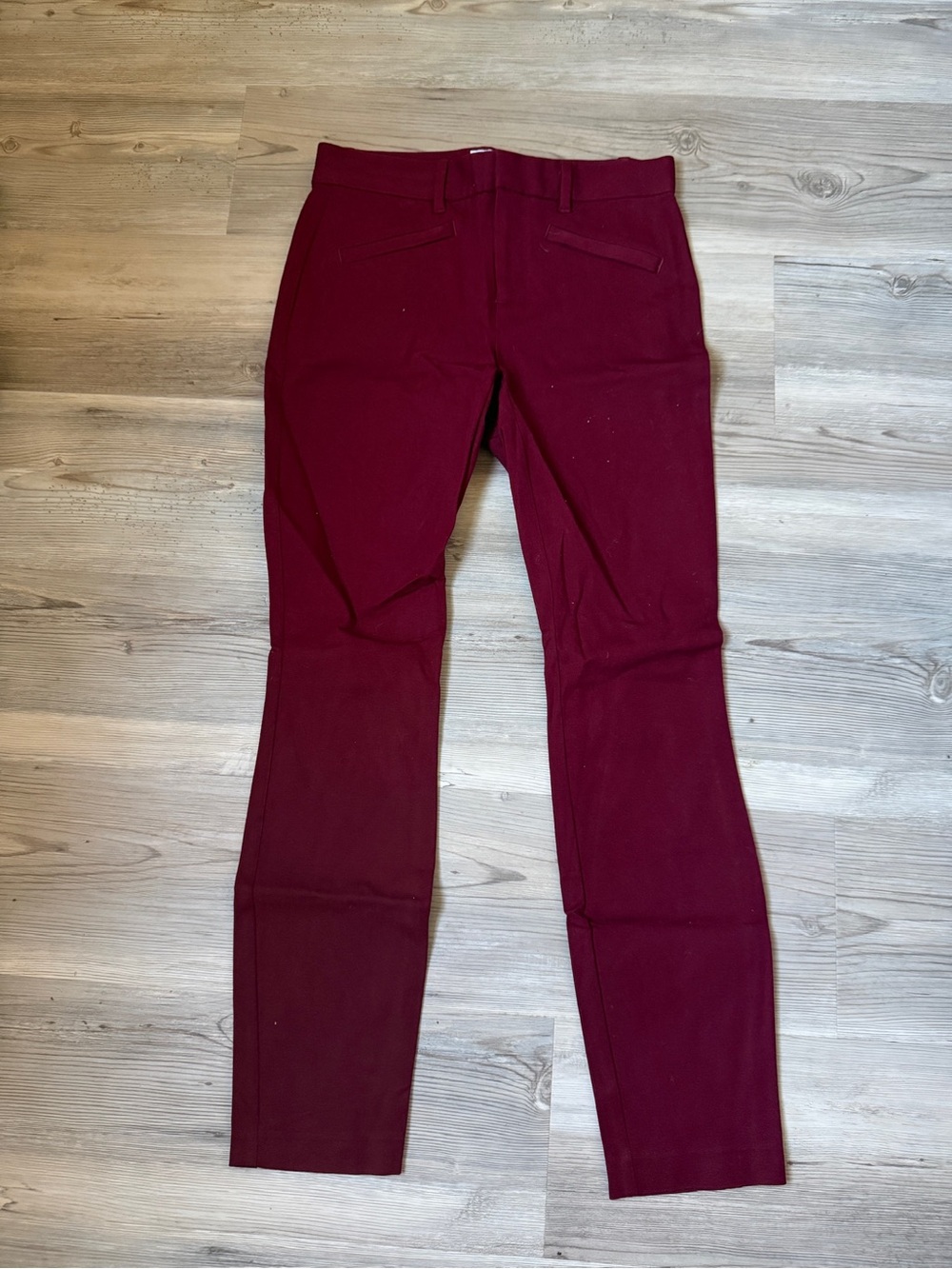 GAP Signature Skinny Ankle Pants in Deep Wine